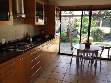 Casa en venta en Las Fincas, Jiutepec, Morelos.  Casas y bienes raíces al sureste de Cuernavaca, Morelos.