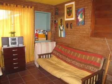 CHALET DE CATEGORIA EN BARRIO CERRADO LOMAS DEL REY. MAYU SUMAJ