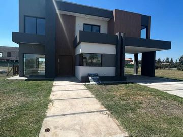Casa - Terralagos