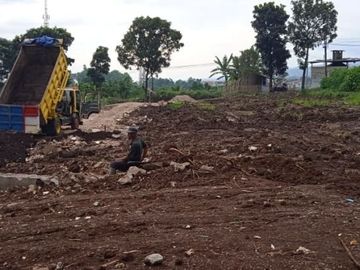Tanah Ujungberung Bandung, dekat kampus UIN, SHM