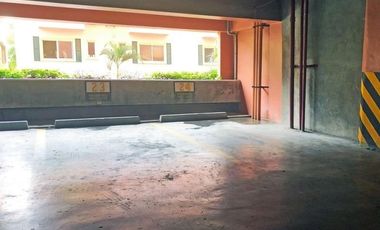 RUSH FOR SALE PENTHOUSE CONDO WITH 2 PARKING IN GUADALUPE CEBU CITY