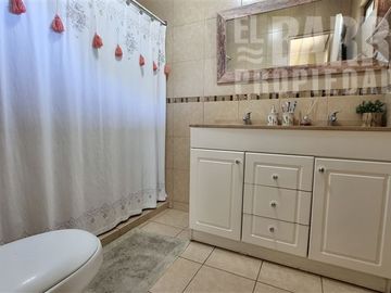 Casa en Venta en Liray - Lo Pinto - Santa Elena