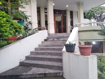 RUMAH MEWAH DI GERLONG GEGERKALONG SETIABUDI BANDUNG