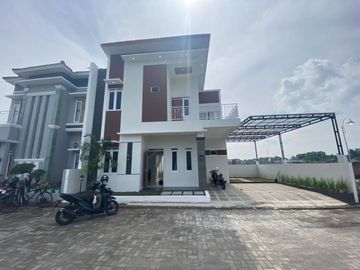 Dijual Rumah 2 Lantai Harga Ekonomis di Dekat Stasiun Klaten