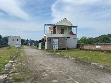 Dijual Rumah 2 Lantai Harga Ekonomis di Dekat Stasiun Klaten