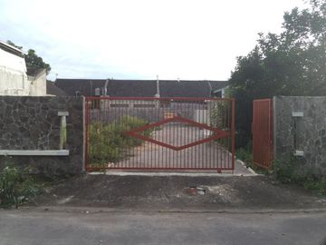Rumah Dijual Ready KPR Lingkungan Aman 8 menit ke RS Hermina