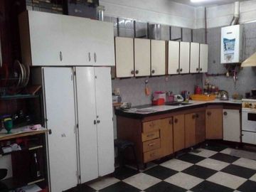 PH DE 3 AMBIENTES, CON ENTRADA INDIVIDUAL POR PASILLO, VALENTIN ALSINA, LANUS.