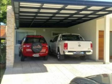CASA DE 4 AMB EN B° ALTOS DE HUDSON II
