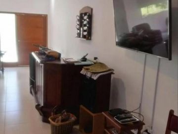 CASA DE 4 AMB EN B° ALTOS DE HUDSON II