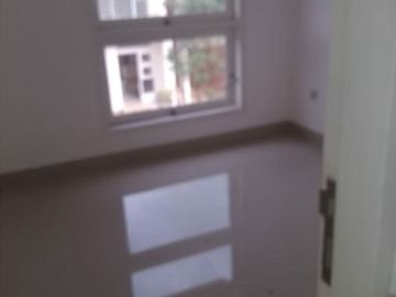 Townhouse 2 Lantai 3 Kamar Tidur Siap Huni di Serpong