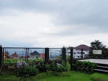 Rumah Villa 2 Lantai Luas 344 di Jatim Park kota Batu Malang
