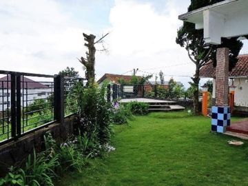Rumah Villa 2 Lantai Luas 344 di Jatim Park kota Batu Malang