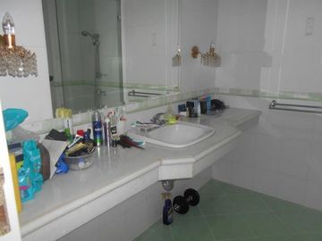 DIJUAL RUMAH MEWAH DENGAN KOLAM RENANG - QUEBEC MANSION, LEBAK BULUS
