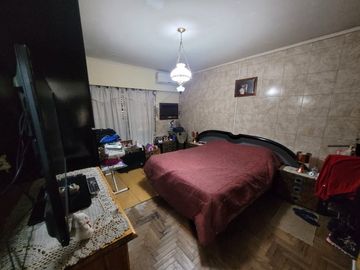 Casa PH en venta en Lanus Este