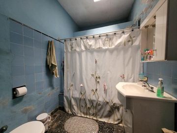 Casa PH en venta en Lanus Este