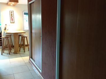 Excelente casa en venta 5 ambientes con cochera en Santa Maria de los Olivos -  Malvinas Argentinas