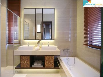 5 Bedroom House for sale