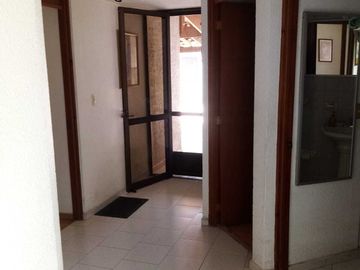 CASA EN VENTA EN 1 PLANTA EN CALLE ABIERTA  AL NORTE