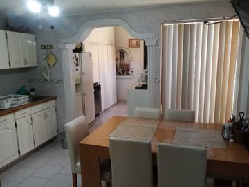 CASA EN VENTA EN 1 PLANTA EN CALLE ABIERTA  AL NORTE