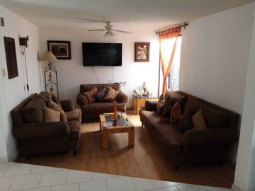 CASA EN VENTA EN 1 PLANTA EN CALLE ABIERTA  AL NORTE
