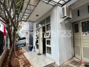 Rumah Siap Huni Jalan 3 Mobil Dekat Dengan Kuliner