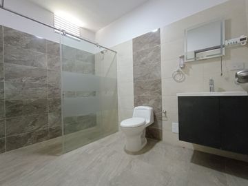 casa en venta en garcia herreros. Cod V29454