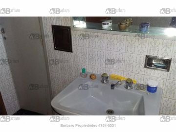 Barbaro vende en San Martin Tipo casa