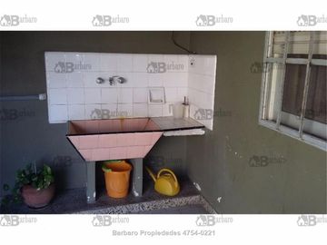 Barbaro vende en San Martin Tipo casa