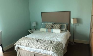 Condominium 1 Bedroom: 1 BR Condo For Sale in Edades Tower and Garden Villas Rockwell Makati City