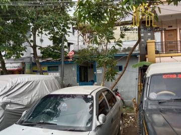 Rumah dalam kota strategis dekat kampus pusat pembelanjaan di Sadang Serang Bandung | MARTININGSIH