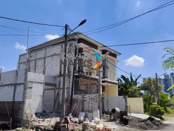 Unit Terbatas! Rumah tenggilis mejoyo selatan baru gress