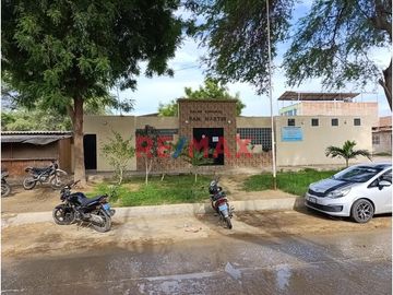 🏡 ¡Oportunidad Única! casa en venta a precio de Terreno  en San Martín – Piura 🌟

Ubicación Privilegiada 📍
¡Este terreno está estratégicamente ubic