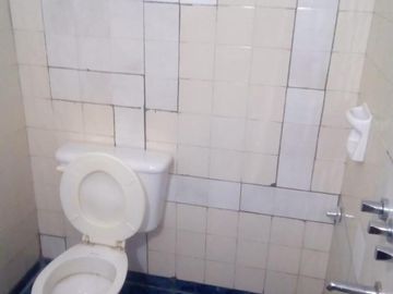 Córdoba, Cruz del Eje, Villa De Soto, Casa 4 amb + 2 Dtos de 1 y 2 amb. Excelente estado y ubicación.