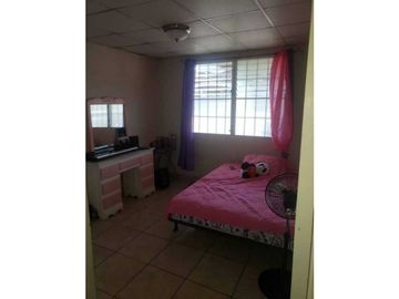 VENDO CASA EN ARRAIJAN BRISAS DEL GOLF 3R
