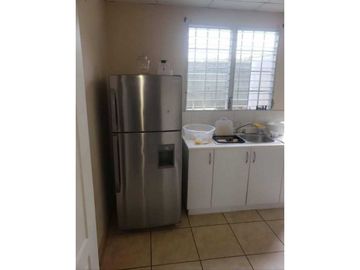 VENDO CASA EN ARRAIJAN BRISAS DEL GOLF 3R