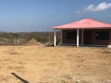 VENTA- Hermosa Casa en venta en Playas de Villamil / Urbec 20URB192