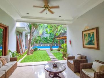 DIJUAL RUMAH LUAS, MEGAH at Jl SUBANG MENTENG, JAKPUS