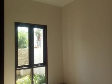 DIJUAL RUMAH SIAP HUNI GRAHA GOLF PBI ARAYA MALANG