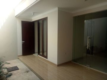 DIJUAL RUMAH SIAP HUNI GRAHA GOLF PBI ARAYA MALANG