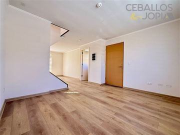 Casa en venta de 3 dorm. en Villa Alemana