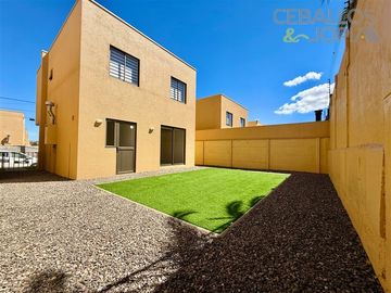 Casa en venta de 3 dorm. en Villa Alemana