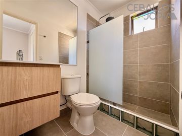 Casa en venta de 3 dorm. en Villa Alemana