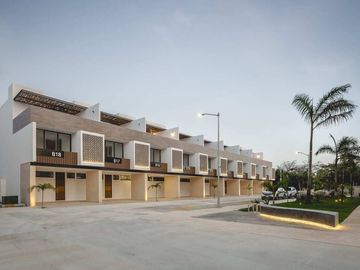 Casa tipo Townhouse en condominio en Dzytia, Mérida Norte