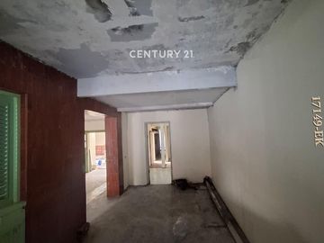 Disewakan Rumah Usaha Dua Lantai Di Bintaro Jaya Sektor 3