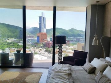 VENTA  Exclusivo Penthouse 729 m2 AMUEBLADO Y DECORADO TEMPORALMENTE RENTADO