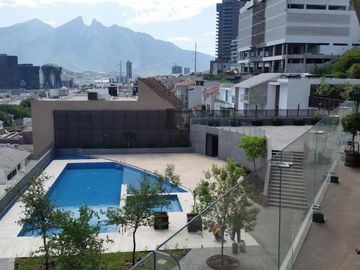 VENTA  Exclusivo Penthouse 729 m2 AMUEBLADO Y DECORADO TEMPORALMENTE RENTADO