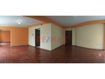 Bellavista Venta De Casa En Esquina Para Vivienda Y Negocio