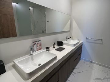 SE VENDE DEPARTAMENTO AMUEBLADO TORRE SADRO ANGELOPOLIS 2 RECAMARAS