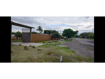 TERRENO EN VENTA A BORDO DE CARRETERA EN PUENTE DE IXTLA