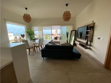 SE VENDE APARTAMENTO EN PLAYA ESCONDIDA
